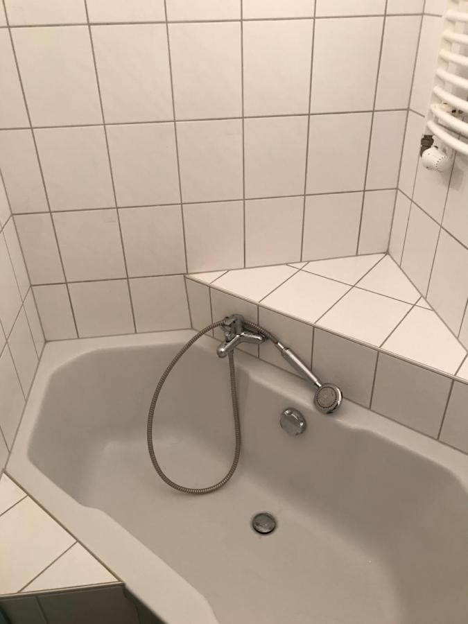 Sanierte Moeblierte Altbauwohnung Am Waldrand Fuer Bis Zu 6 Personen Borkheide Extérieur photo